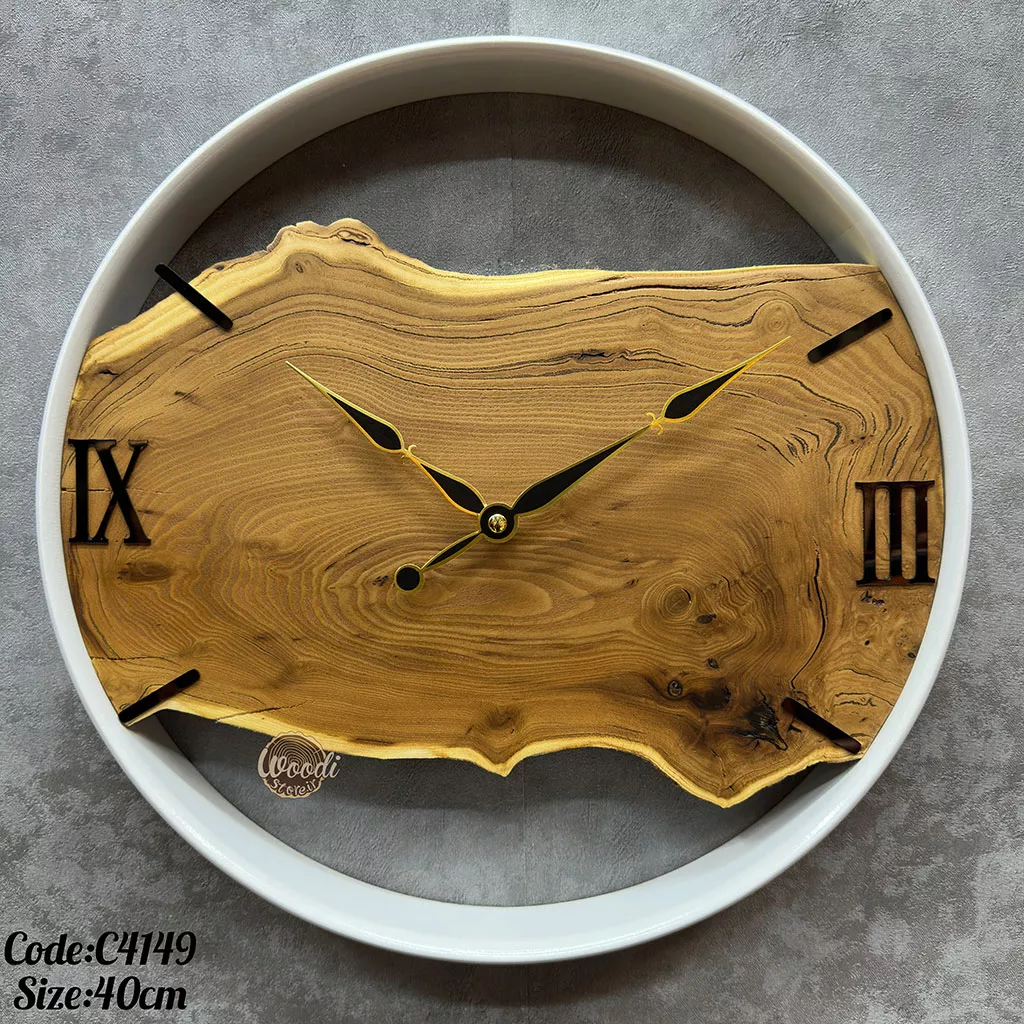 ساعت دیواری روستیک قطر 40 چوب سنجد با فریم سفید کد C4149